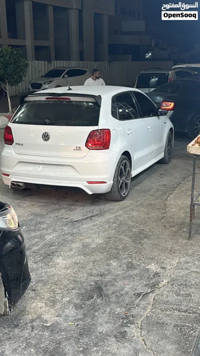Volkswagen Polo Standard 3