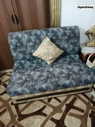 طقم كنب وكورنر للبيع بحالة جيدة جدا 2