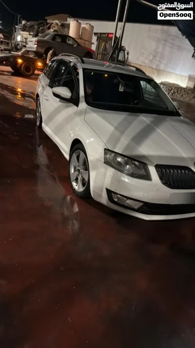 سكودا اوكتافيا Standard 4