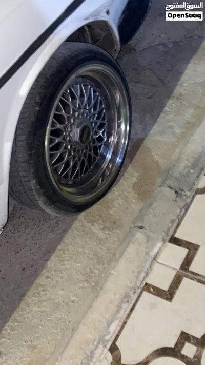 Mercedes Benz E-Class E 200 3