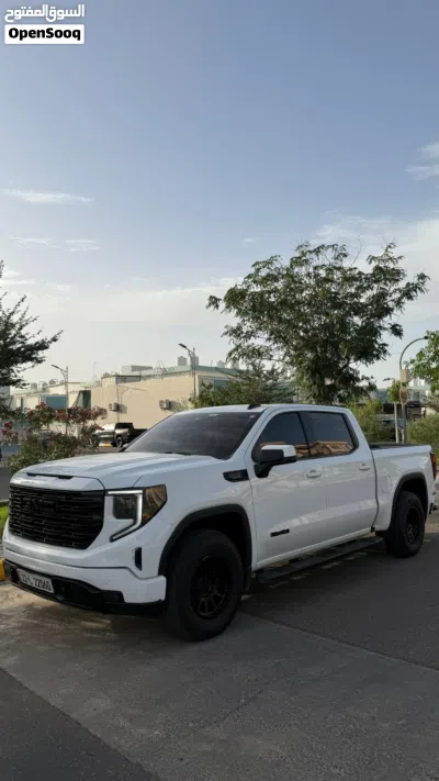 GMC Sierra 1500 Elevation 3