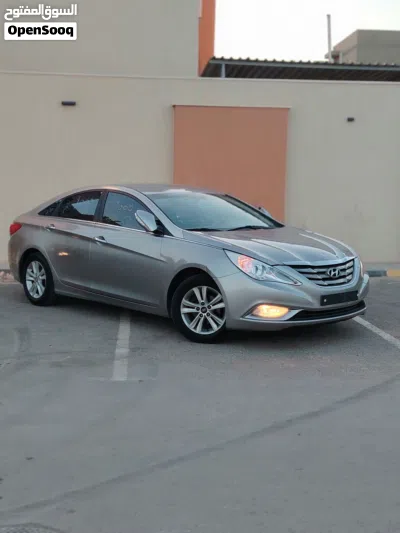 Hyundai Sonata Limited 4