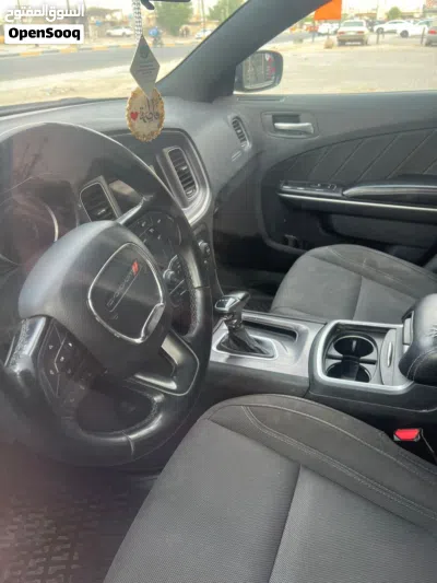 Dodge Charger SXT 3