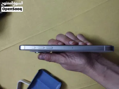 iphone 15 pro max للبيع بحالةالزيرو معفي ضريبة وتر بروف بالعلبة والشاحن الاصلي 3