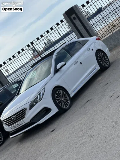 Hyundai Sonata Sport 2