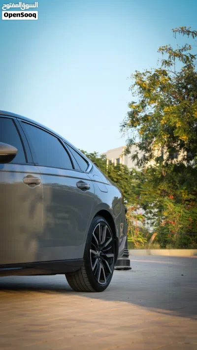 Honda Accord Touring 4