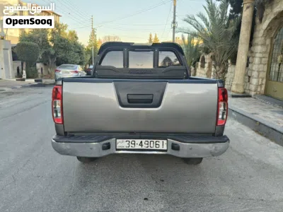 Nissan Navara LE 4