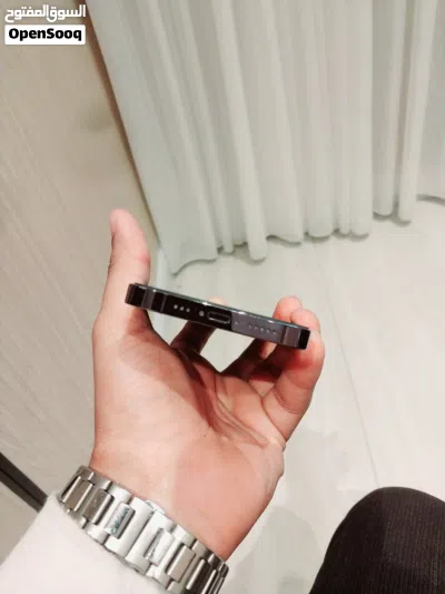 iPhone 14 Pro لون بنفسجي خبش يبرا لا كرت التلفون بدون اي عيوب من قدام الحوش تاخده وقلب وين تبي 4