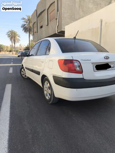 كيا ريو LX 3