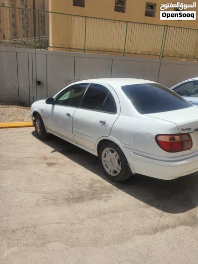 نيسان صني SV 4