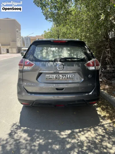 Nissan X-Trail S 2