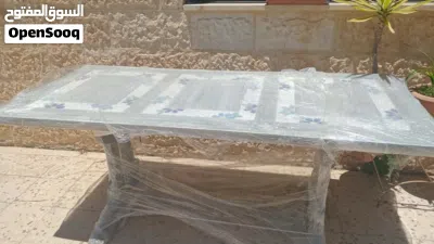 طاولة سفرة سيراميك شبه جديد 4