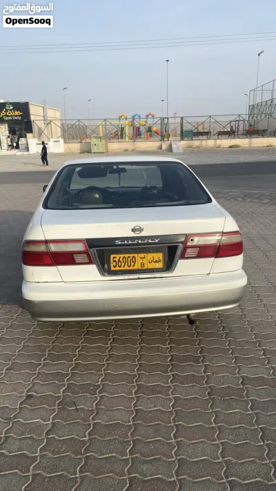 نيسان صني S 3