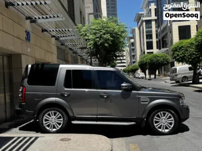 Land Rover LR4 Limited Edition LR4 Pursuit 4