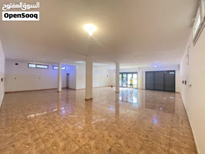 محل للايجار مساحة 150متر دورة. مياه . تيار كهربائي 380 مكان تاجوراء 2