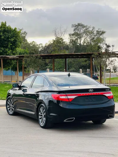 Hyundai Azera Standard 2