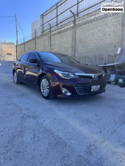 Toyota Avalon XLE 3