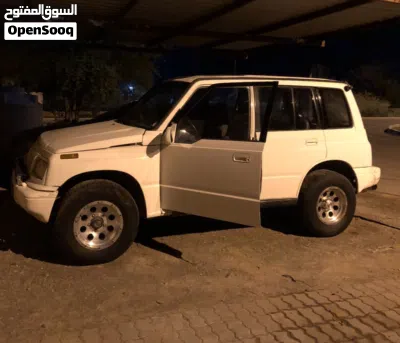 Suzuki Vitara GLX 3