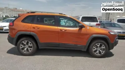 جيب شيروكى Trailhawk 2