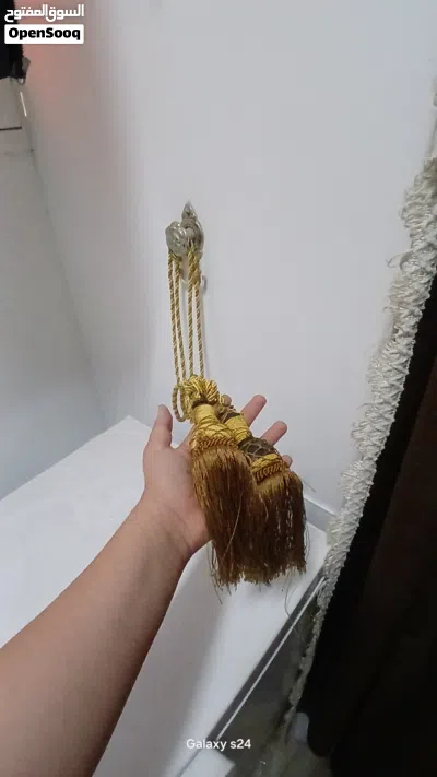 ستائر للبيع اقرا الوصف 3