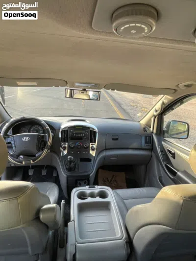 Hyundai H1 GLS Plus 3
