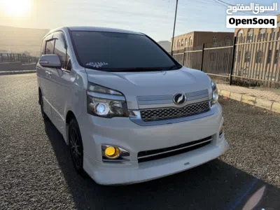 Toyota Voxy Voxy S-Z 2