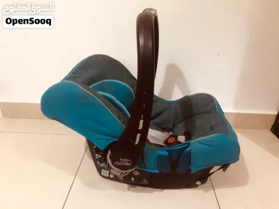 كرسي سيارة للأطفال مستعمل بحالة جيدة Used children's car chair in good condition 3