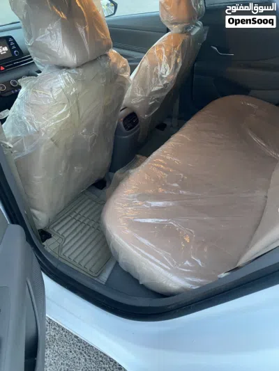 Hyundai Elantra Limited 4