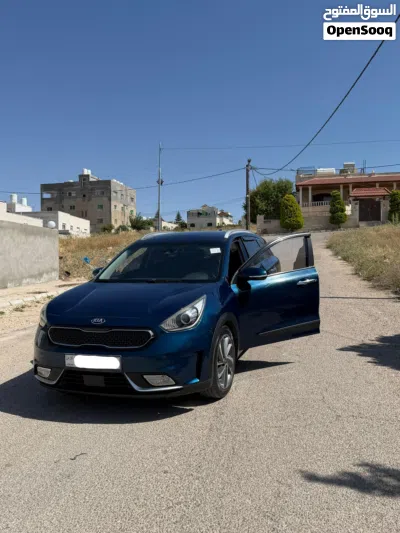 Kia Niro EX 3