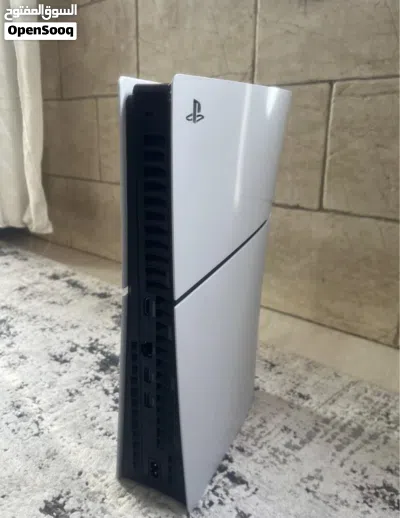 بلاستيشن 5 slim 4
