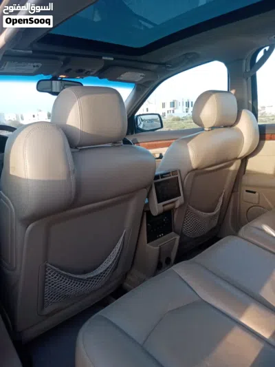 Cadillac SRX Luxury 2
