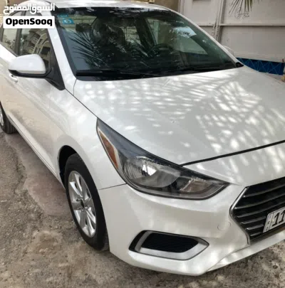 هیۆندای ئاکسێنت Standard 2