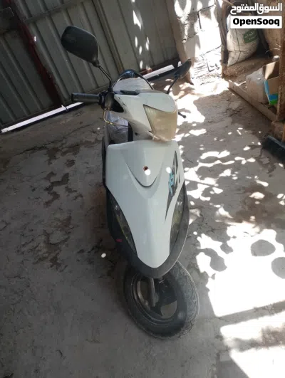 Sharmax Power Max 125 3