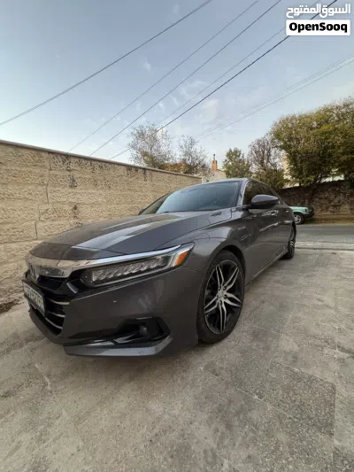 هوندا اكورد Touring 3
