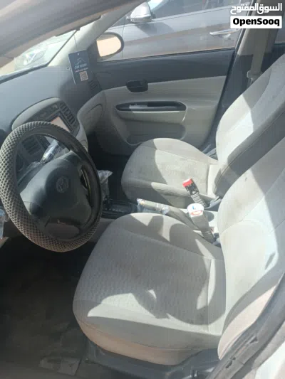 Hyundai Accent Standard 4