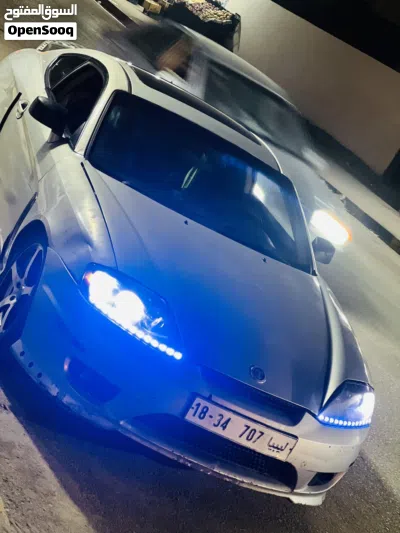 Hyundai Coupe 4
