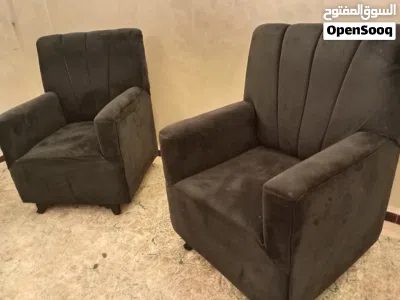 السلام عليكم طقم كنب 7 مقاعد ( استعمال 6 أشهر) للبيع قابل للتفاوض 3