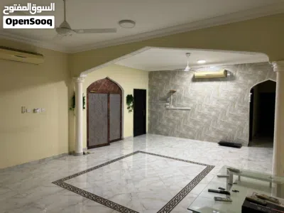 منزل للإيجار في الحيل الشماليه / house for rent in al hail north 4