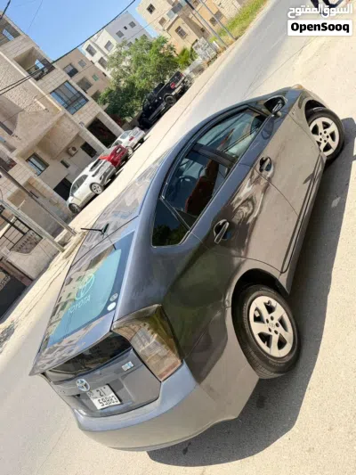 تويوتا بريوس Prius 4