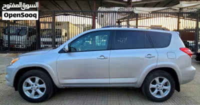 Toyota RAV 4 Limited 4