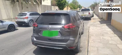 نيسان روج SV 2