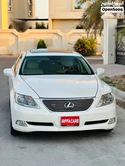 Lexus LS LS 460 3