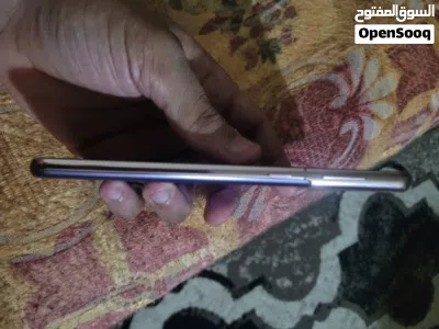 جلاكسي s21 plas 5G جديد ناقصله الكرتون خط فقط مضمون من التوسع وبسعر عررررطه 3