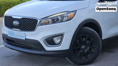 Kia Sorento EX 4