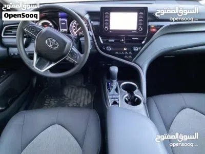 تويوتا كامري XLE 2
