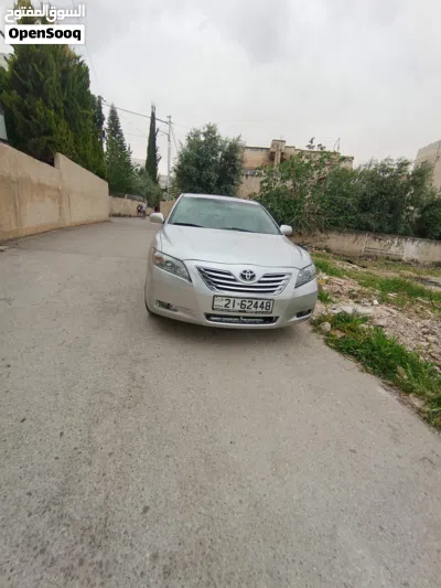 تويوتا كامري XLE 4