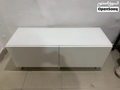 Short vanity and coffee table 2