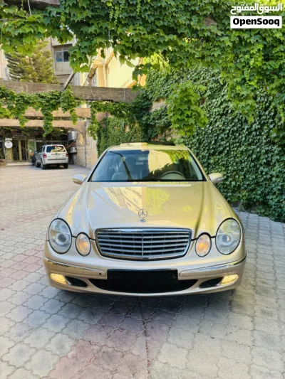 Mercedes Benz E-Class E 200 2
