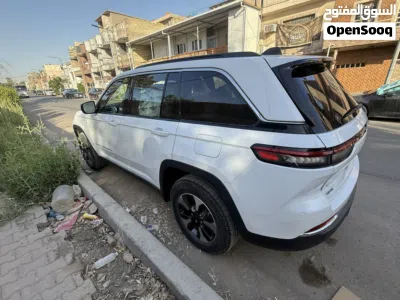 جيب جراند شيروكى Cherokee 4xe 3