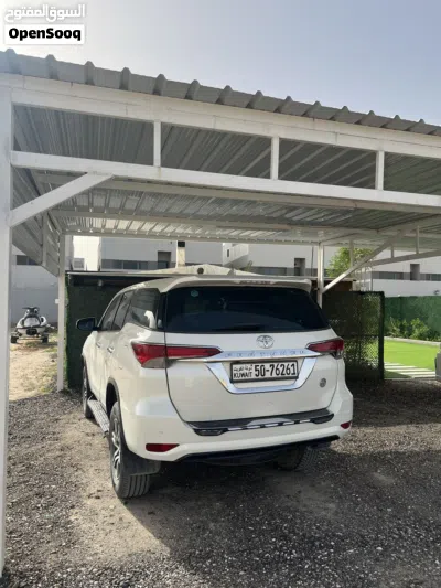 Toyota Fortuner Exclusive 3